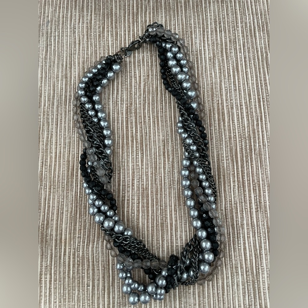 Chunky beaded necklace